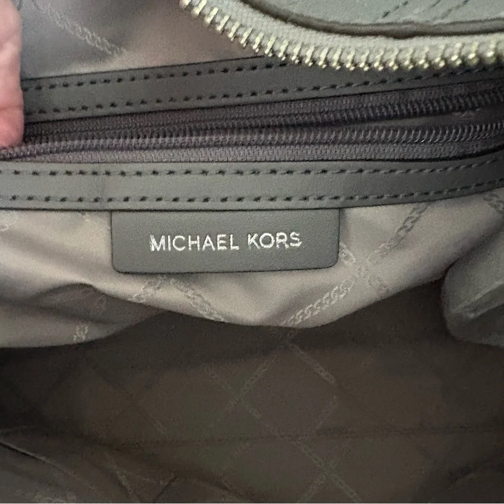 🩶🩶michael kors